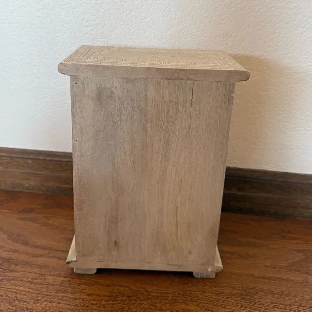 Neutral bohemian jewelry box